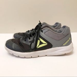 Reebok black sneakers size 7